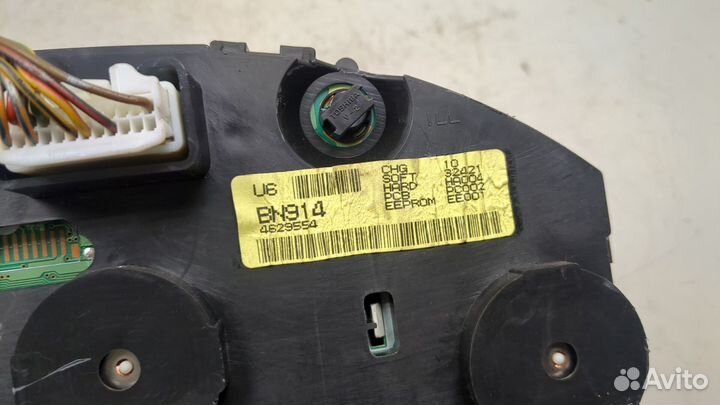 Щиток приборов Nissan Almera N16, 2004