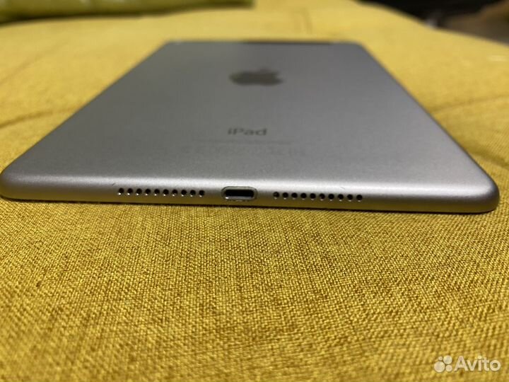 iPad mini 4 128gb cellular