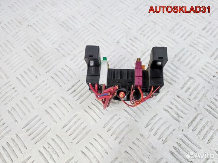 Блок предохранителей Mercedes W211 A2115450301