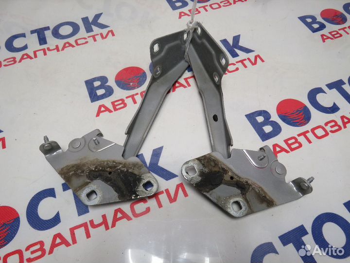 Петля капота renault fluence L30T, L30R