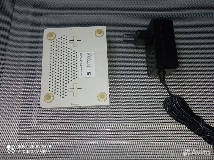 Роутер Mikrotik RB750Gr3