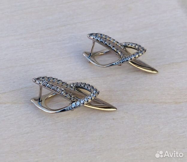 Серьги из медицинского сплава