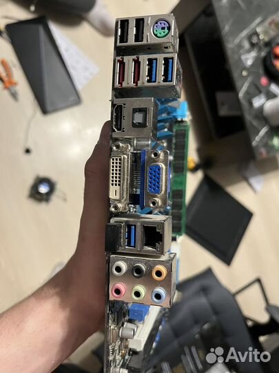 Материнская плата с процессором и памятью i5