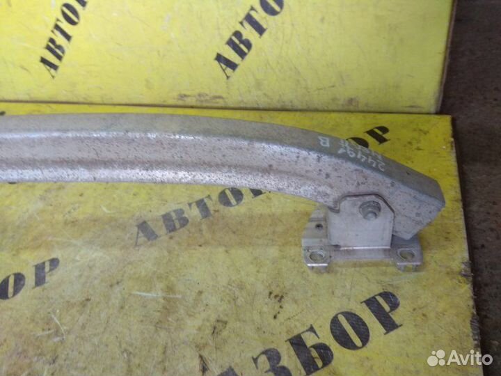 Усилитель заднего бампера Renault Megane 2