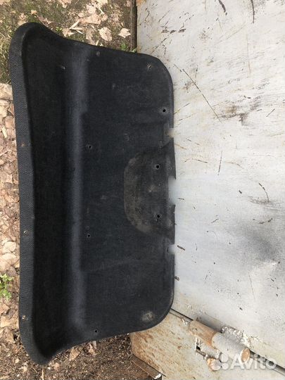 Обшивка крышки багажника ford focus 2 (2007)