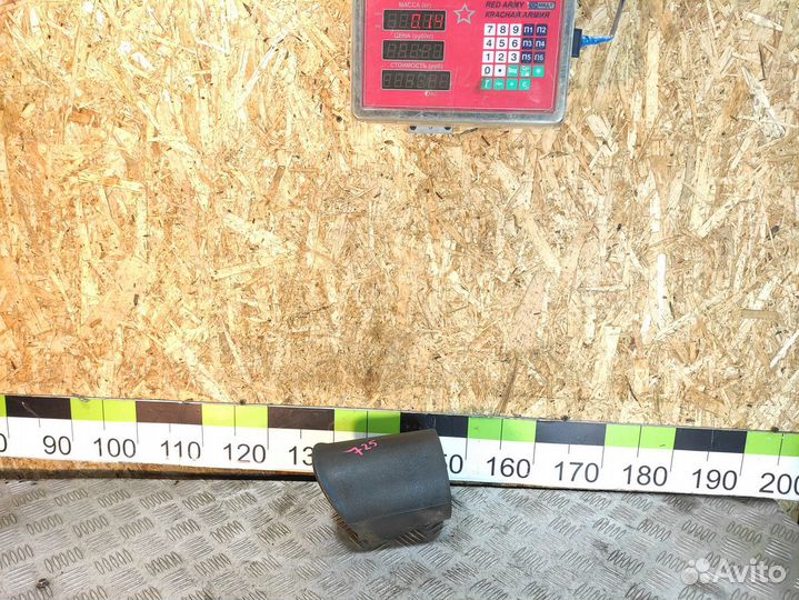 Кожух рулевой колонки E 124