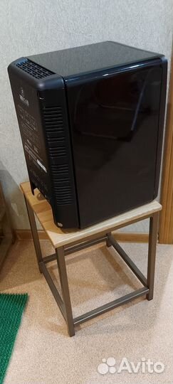 Монитор Mackie HR824