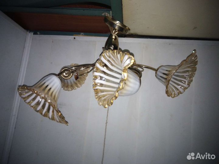 Люстра потолочная бу