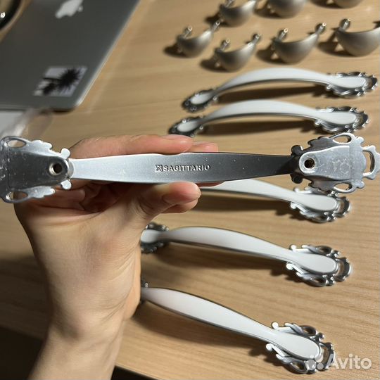 Мебельные ручки