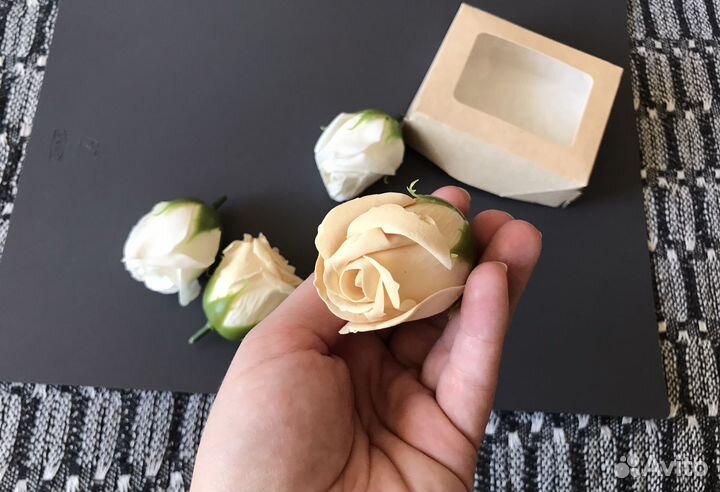 Искусственные цветы для декора розы