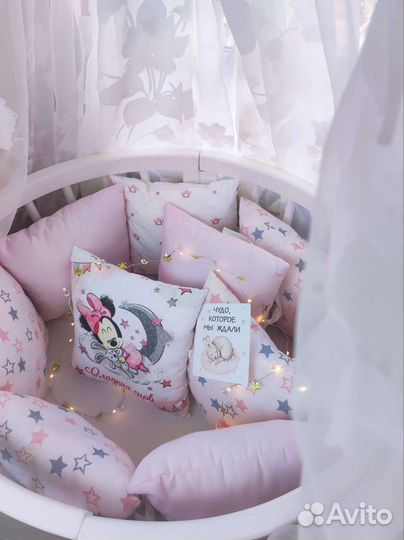 Бортики в детскую кроватку, простынь, подушка новы