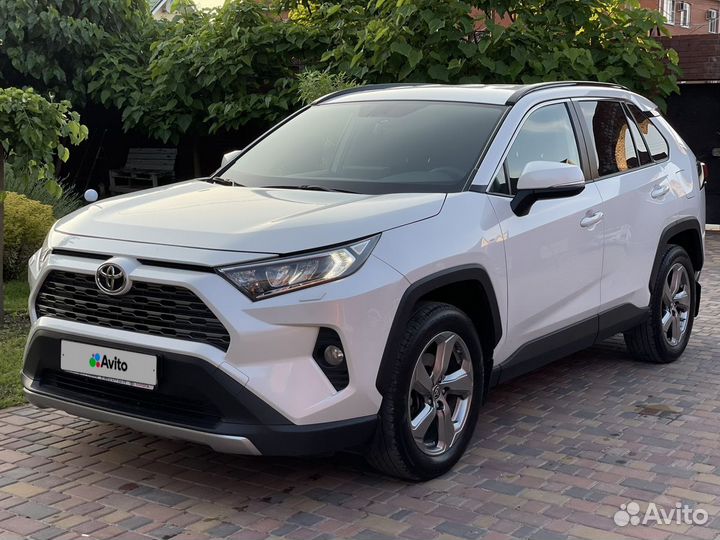 Toyota RAV4, 2020
