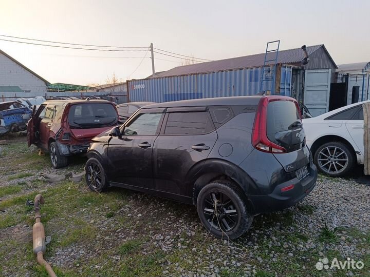 В полный разбор Kia Soul SK 3 Соул 3 19-н.в