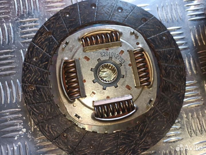 Сцепление Дастер 2.0 мт 4Х4