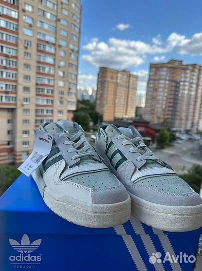 Кроссовки adidas forum low