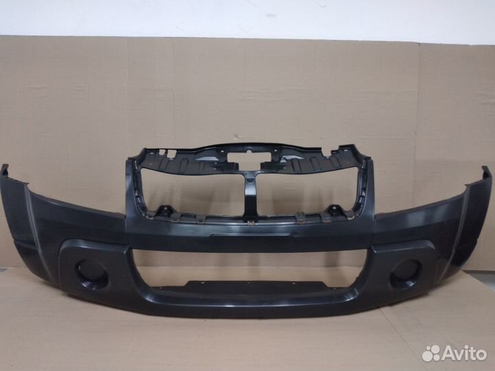 Suzuki Grand Vitara с 2008-2012г бампер передний