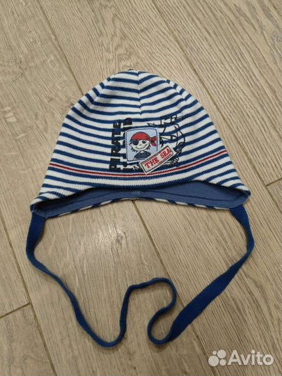 Шапки весна-осень размер 42-44, 44-46