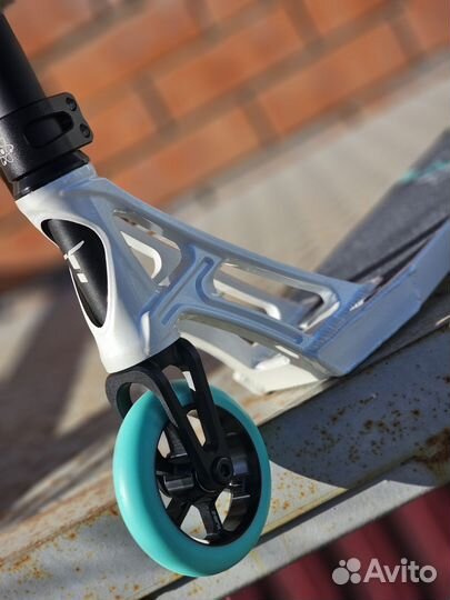 Самокат трюковой Tech Team Kvant