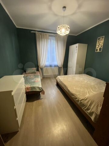 2-к. квартира, 56 м², 1/17 эт.