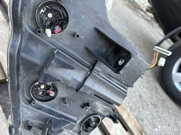 Фара bmw x3 f25 R правая