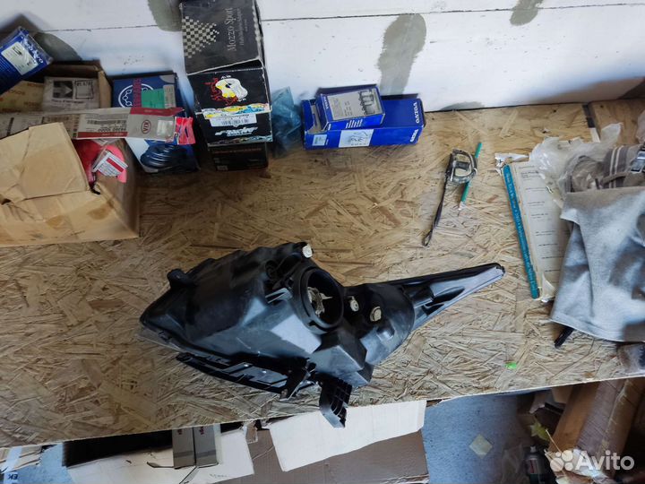 Фара правая chevrolet cruze новая трещина корпуса
