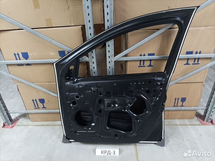Дверь передняя правая Renault Logan 2