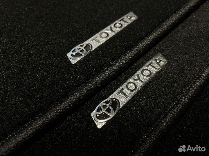 Toyota Camry 70 автоковрики велюровые