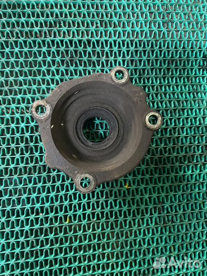 Крышка кпп Mitsubishi Rvr N23WG 4G63