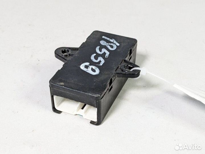 Блок обогрева сидений Hyundai Creta 1.6 G4FG 2018