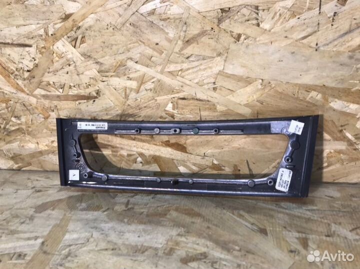 Накладка центральной консоли Mercedes-Benz E W211