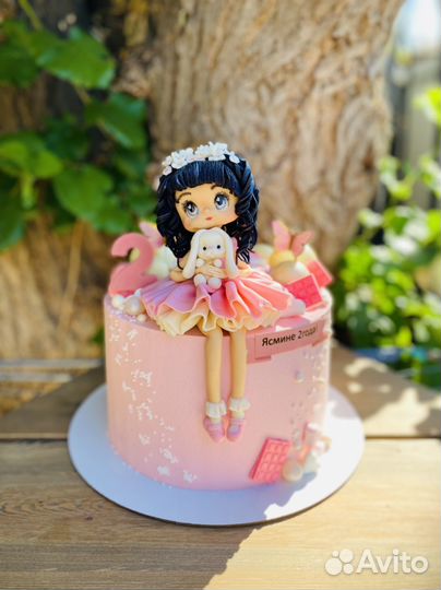 Торт на праздник