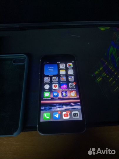 iPhone SE (2020), 128 ГБ