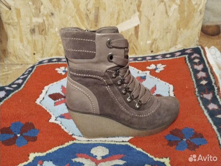 Ботинки женские зимние 40 размера