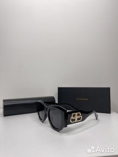 Солнцезащитные очки женские