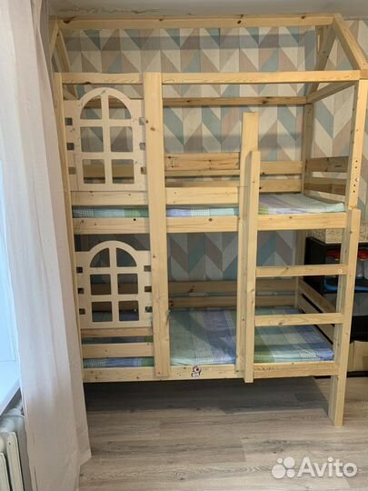 Двухъярусная кровать домик бу