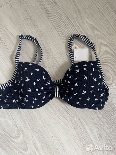 Бюстгальтер