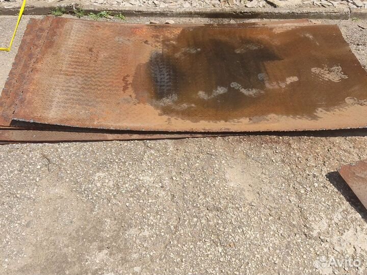 Лист металлический рефленый четверка бу