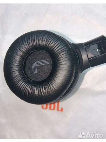 Беспроводные наушники jbl черные накладные