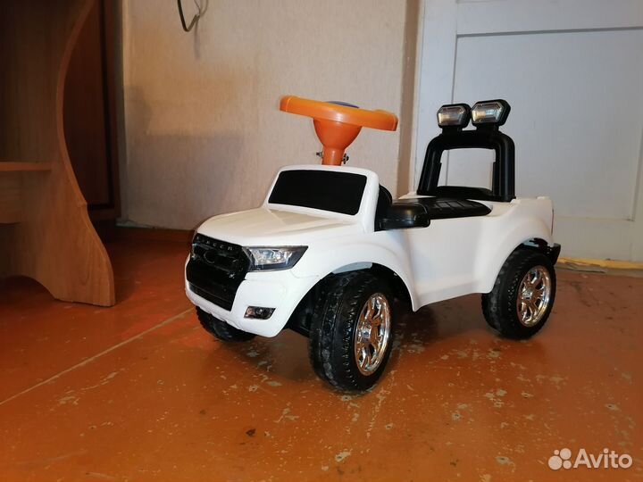 Детская машинка каталка бу
