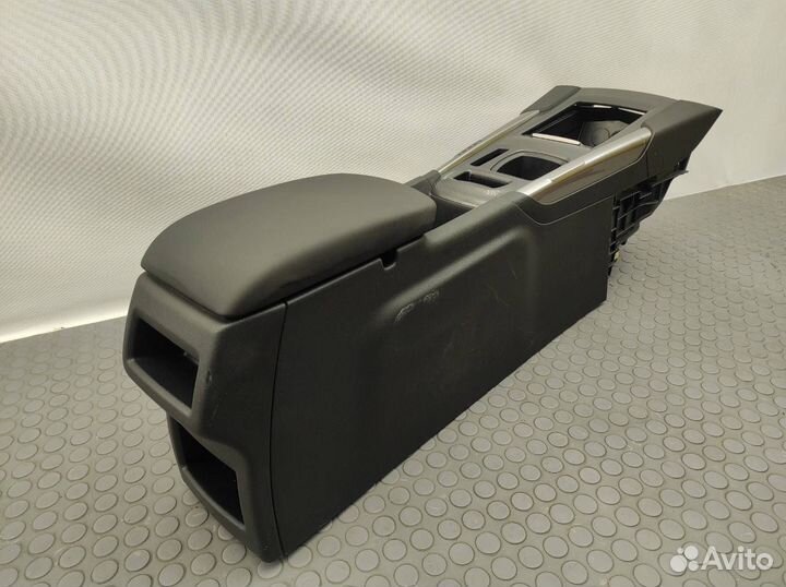 Подлокотник Citroen C4 B7 EP6CDT 1.6 THP 5F02 2011