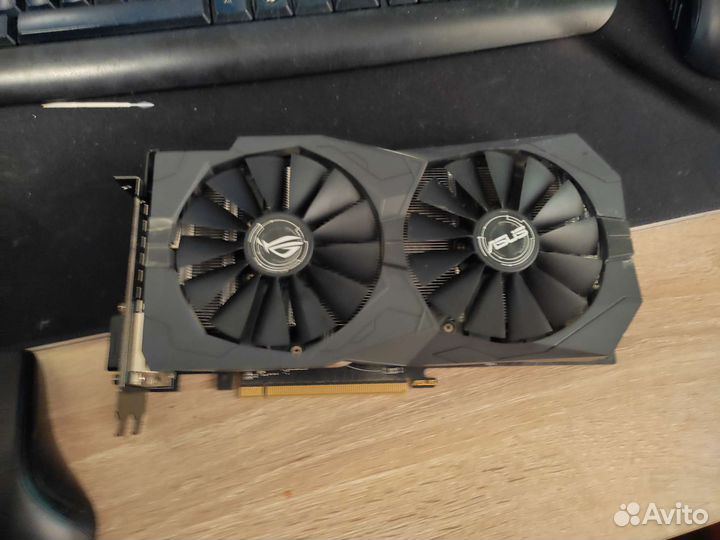 Видеокарта Asus Rog Strix RX 570 4gb Gaming
