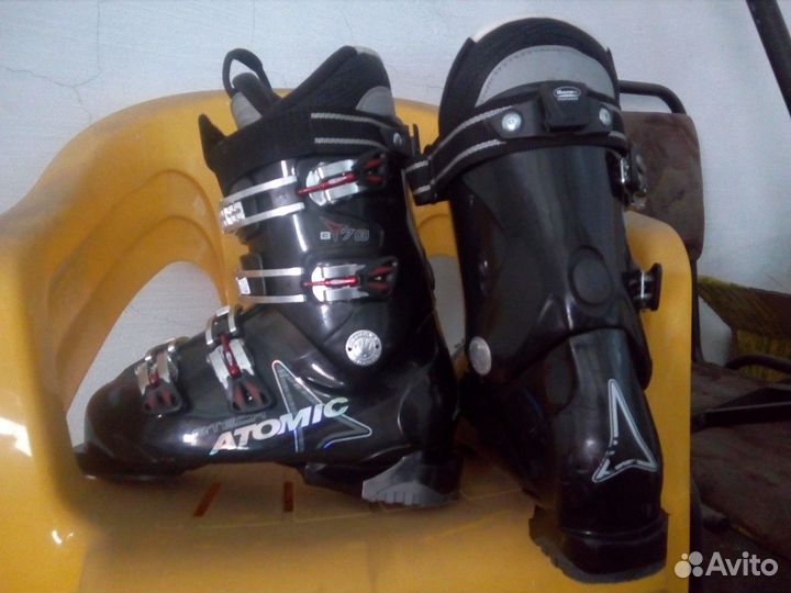 Продам Горнолыжные ботинки Atomic 27 размер