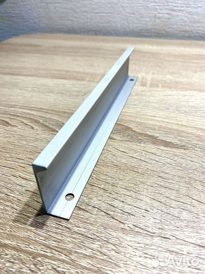 Мебельная ручка- профиль (торцевая)