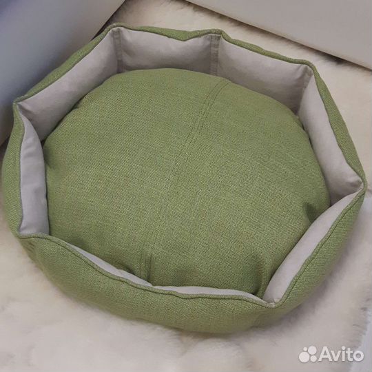 Продаю лежанку,матрасик для кошки,собаки