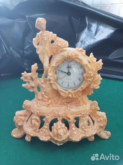 Настольные часы