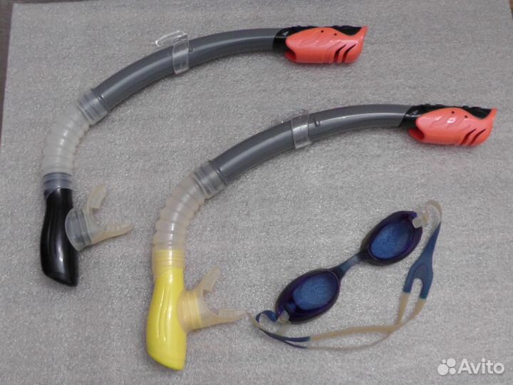 Трубка для плавания с очками