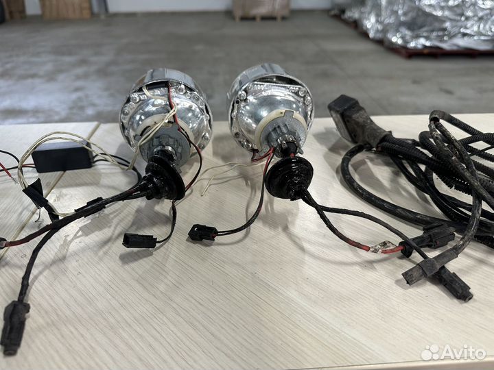 Ксеноновые линзы H4