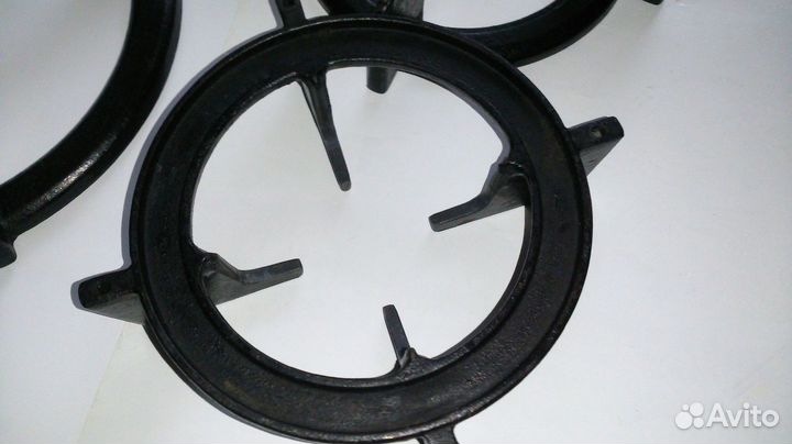 Решетка конфорки газовой плиты Hansa bhks6113