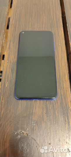 Телефон Honor 20
