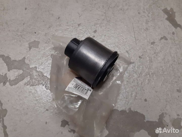 Сайлентблок задней балки VW Polo